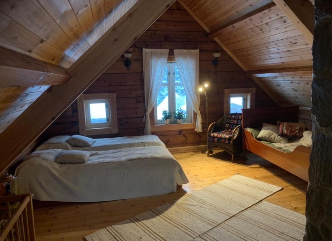100 Years Old Norwegian Log House In Tromso Villa Exterior photo